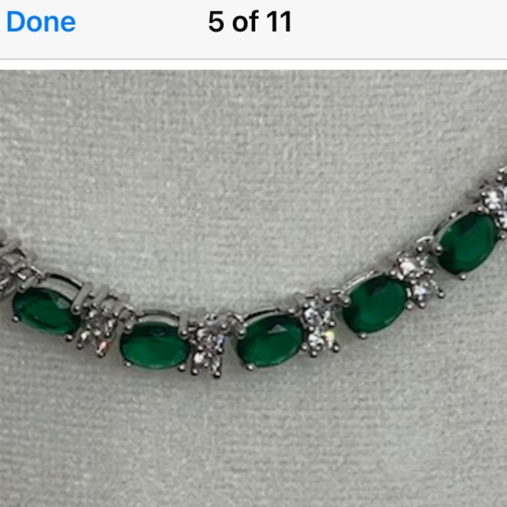 NWT Elegant Green & White Cubic Zirconia Necklace 16 inches - Picture 6 of 7